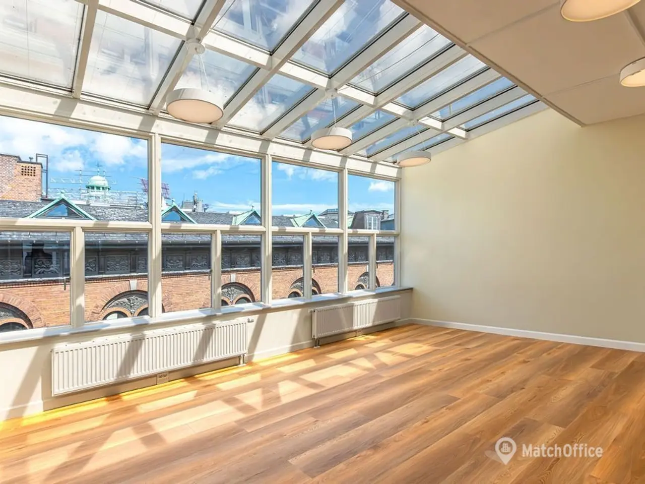 Billede 2 - INGEN BINDING - Nyistandsat og indbydende kontor på 487 m² med privat tagterrasse