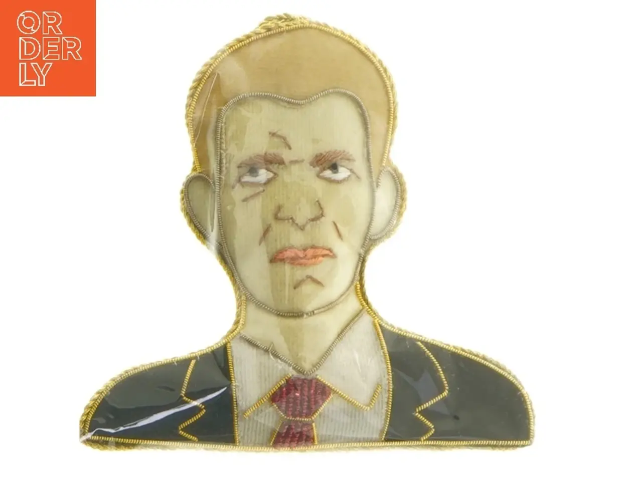 Billede 1 - Trump i Broderet dekoration (str. 10x10,5 cm)
