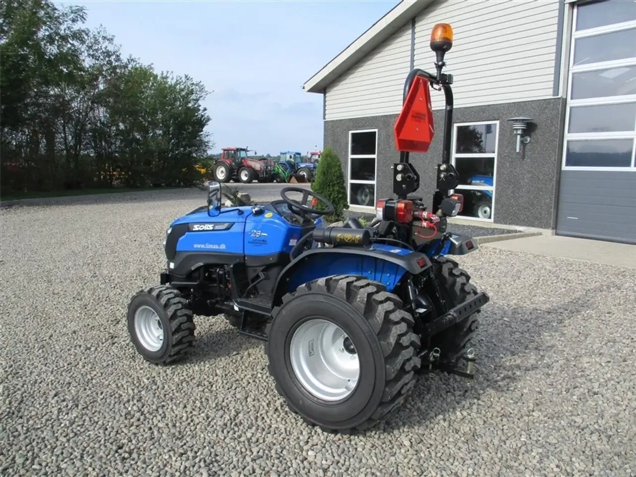 Billede 3 - Solis 26 6+2 gearmaskine med Servostyrring og Industri hjul