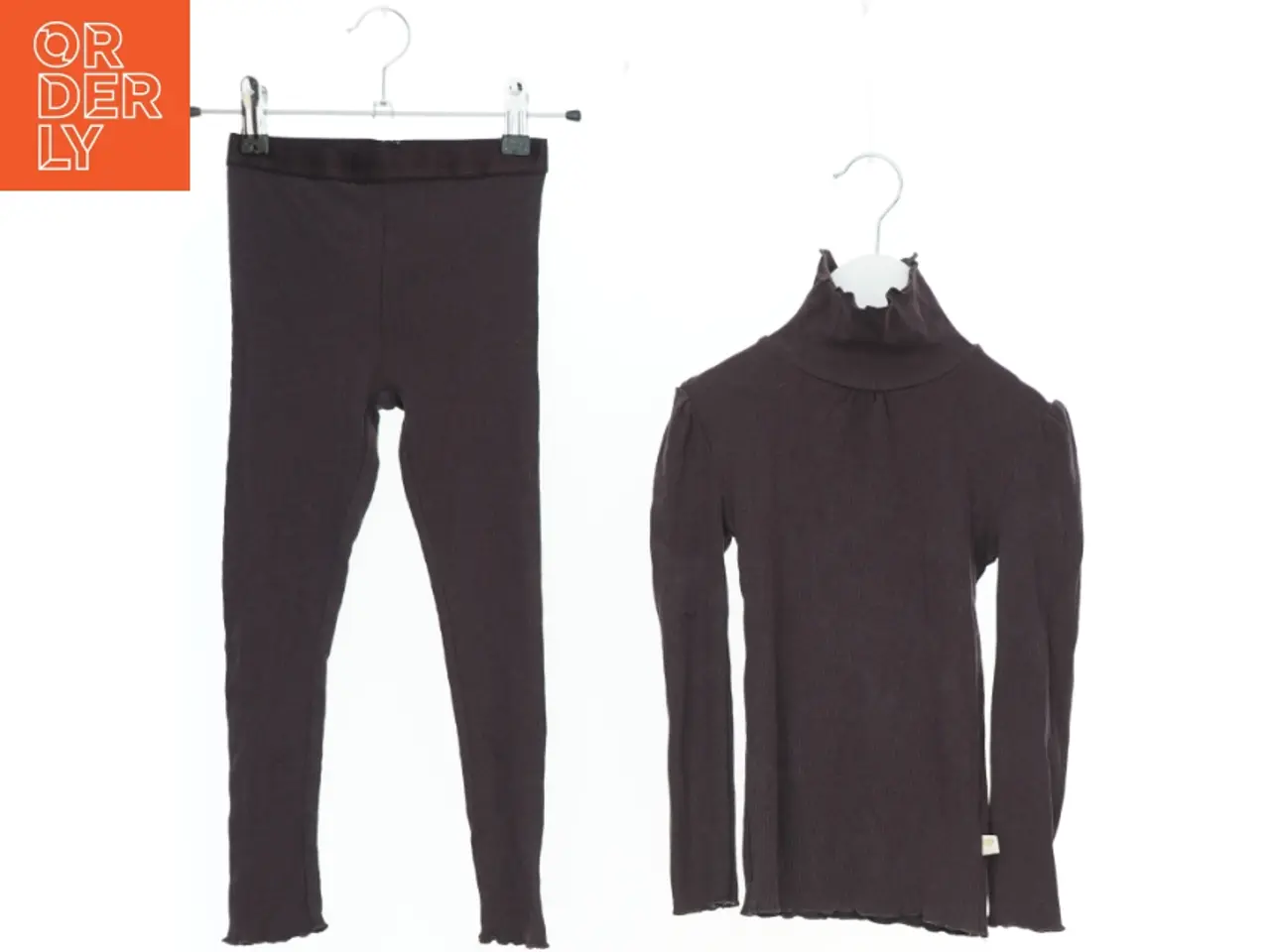 Billede 1 - Sæt med bluse og leggings fra Pomp de Lux (str. 110)