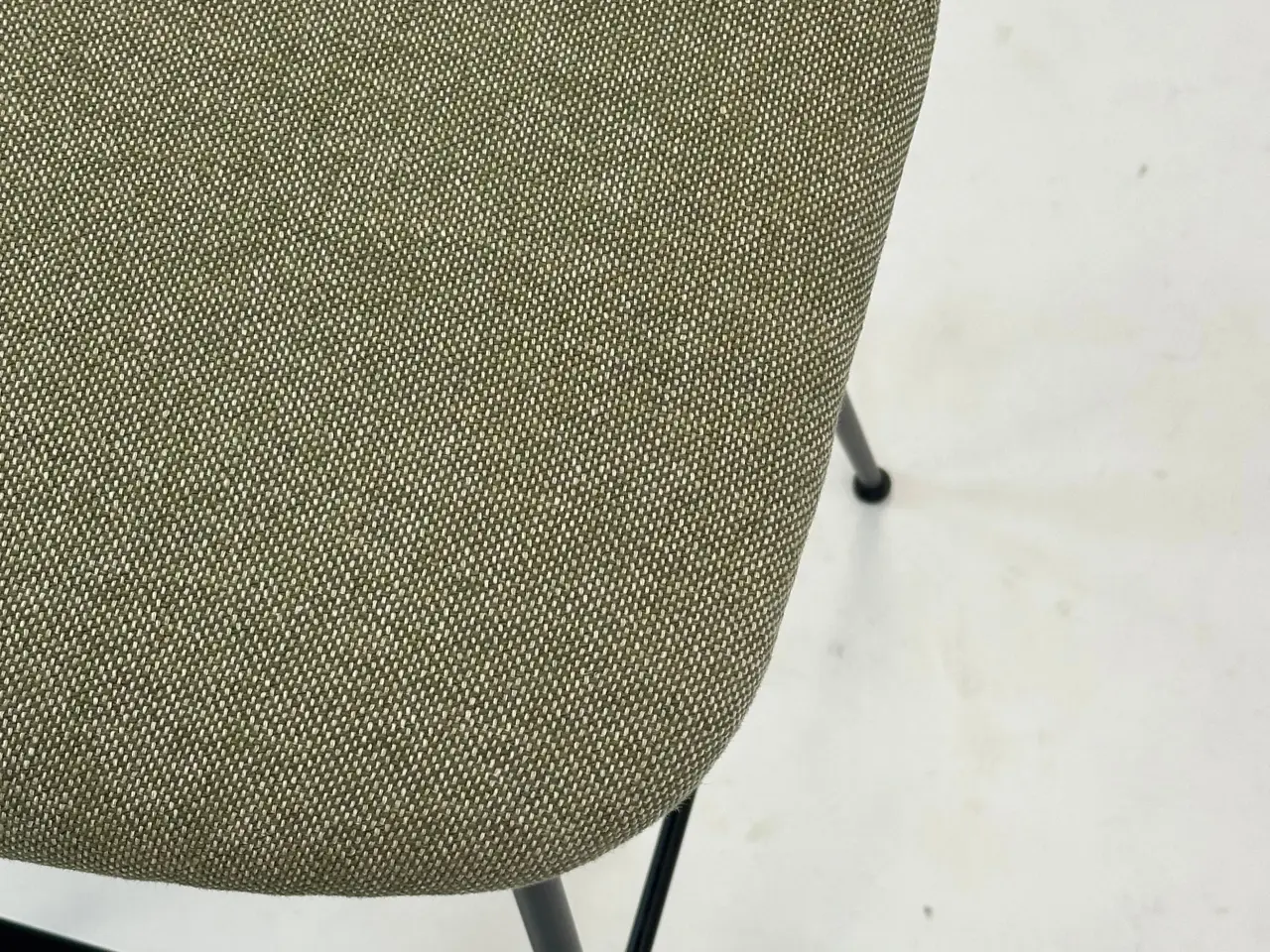 Billede 8 - &tradition Rely Barstol – Grøn med Sort Stel SH 65 cm