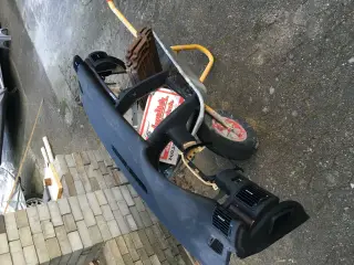 Audi A8 4,2 1996 instrumentbord