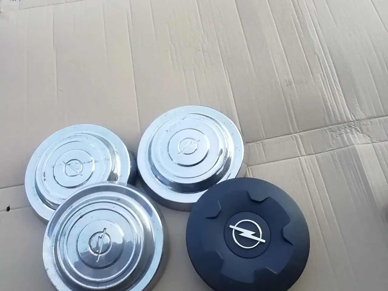 Billede 1 - Veterandele opel