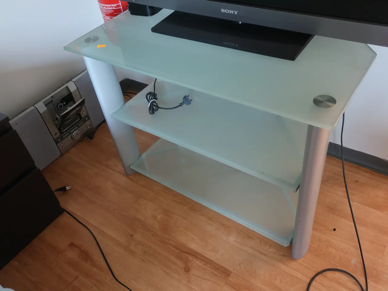 Billede 2 - TV-bord samt fjernsyn SONY Bravia