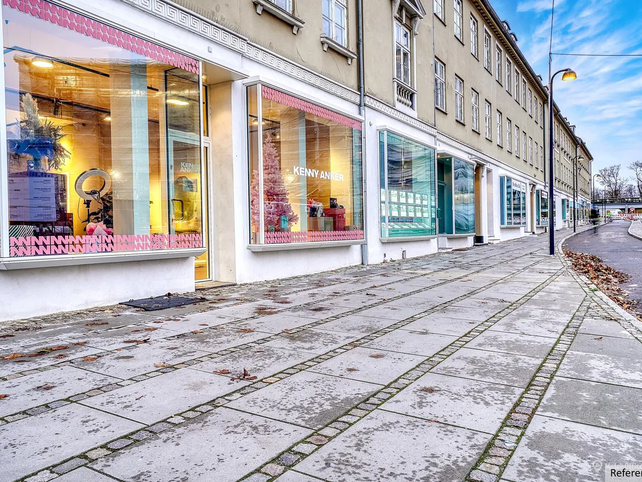 Billede 1 - Butik. klinik mm. direkte ud til Lyngby Torv og tæt på stationen