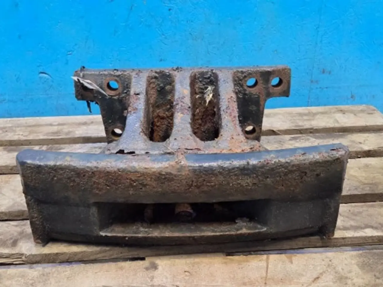 Billede 2 - New Holland TG285 Vægtholder 446069A1
