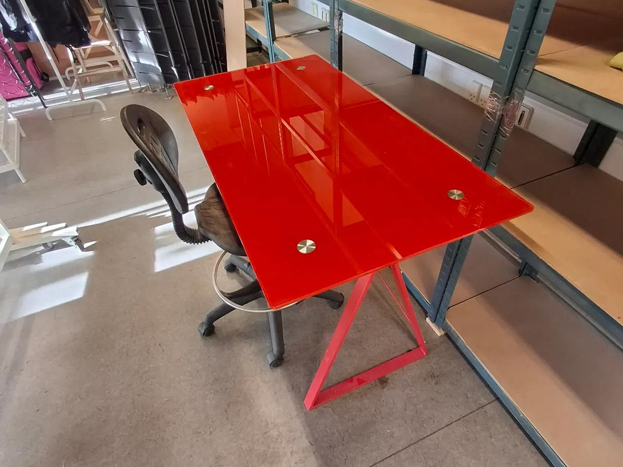 Billede 1 - Flot moderne bord.