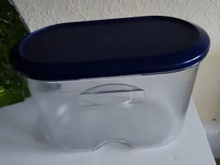 Tupperware trio beholder