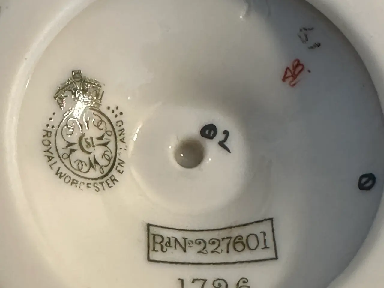 Billede 6 - To antikke genstande af porcelæn