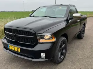 Dodge Ram 1500 V8 Hemi