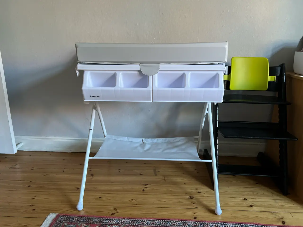 Billede 1 - Puslebord m. Badekar