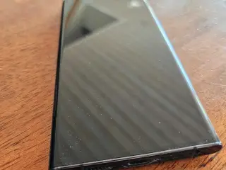 SAMSUNG S22 ULTRA