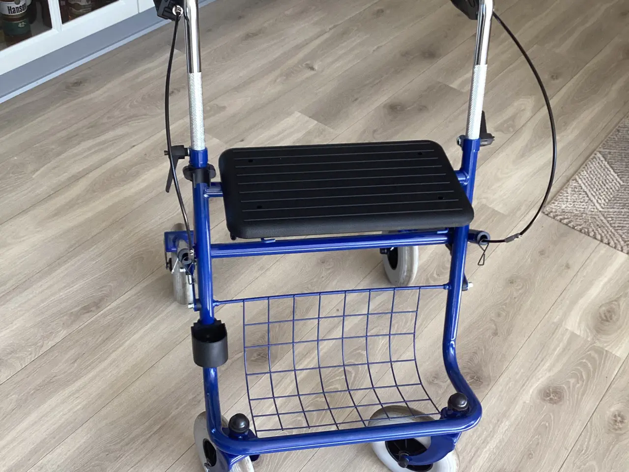 Billede 1 - Rolator 300kr