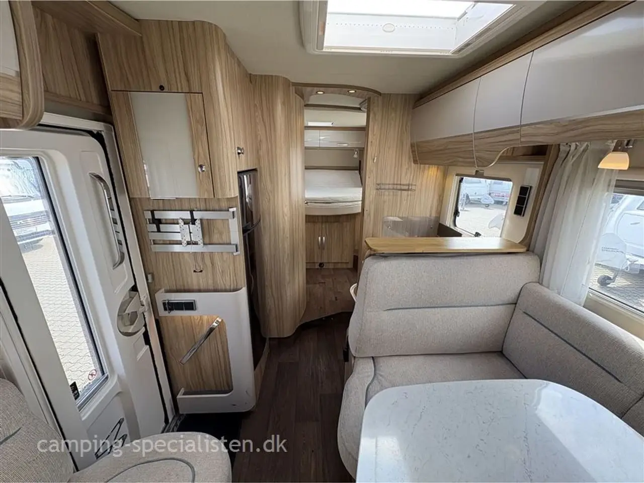 Billede 7 - 2018 - Hymer Tramp CL 698 60 Years Edition Hymer Tramp CL 698 60 Years Edition kan nu ses hos Camping-Specialisten