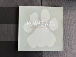 NOAHS ARK  af Annette Danielsen