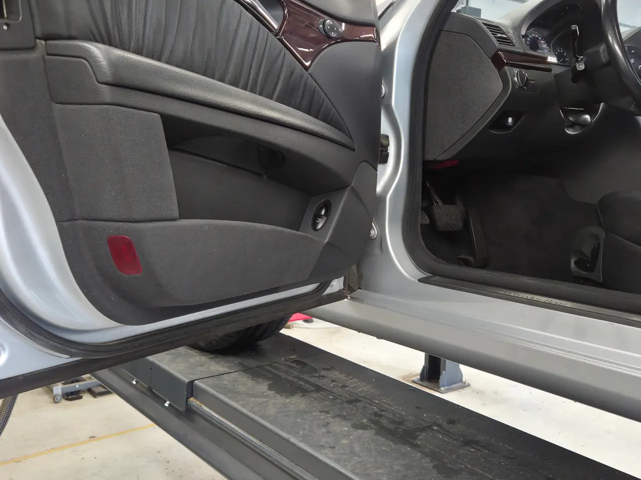 Billede 14 - Mercedes E280 Benzin