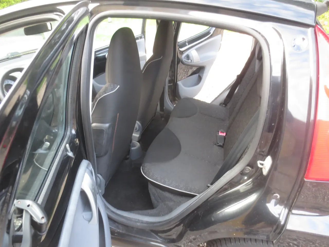 Billede 14 - Peugeot 107. 1.0 i År 10 Uden syn.