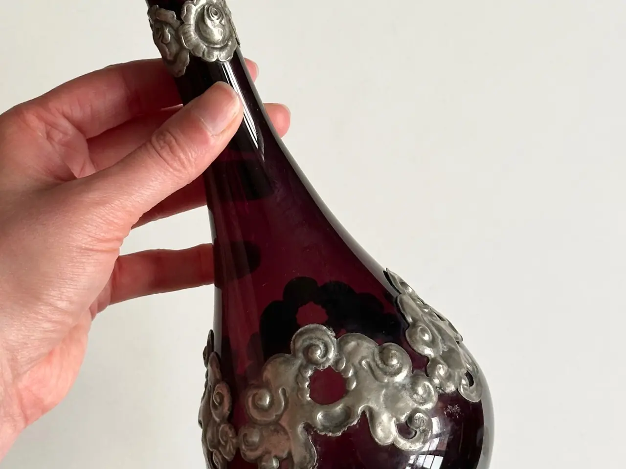 Billede 1 - Antik karaffel uden prop, aubergine