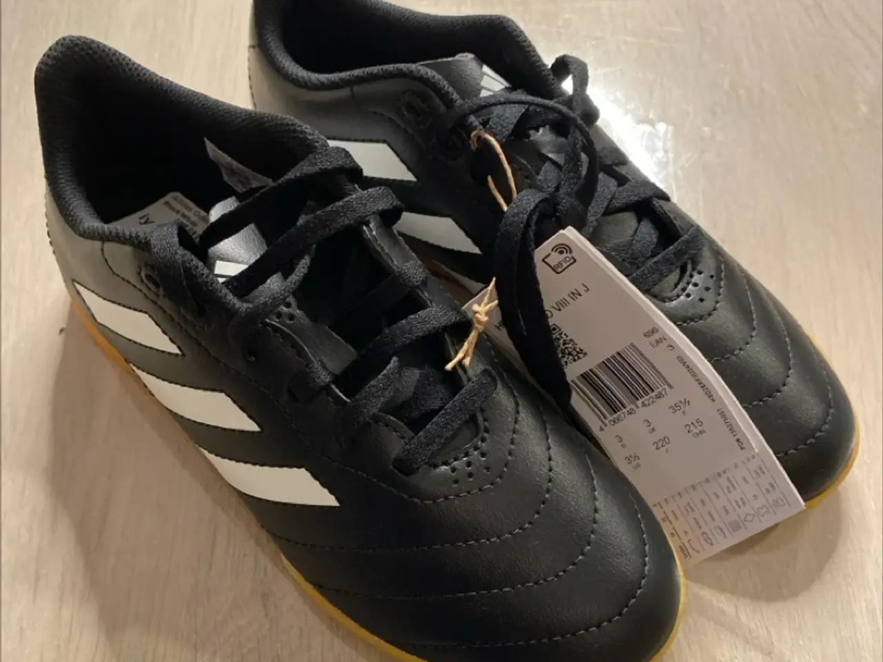 Billede 1 - Sneakers str. 35.5 Adidas -NY