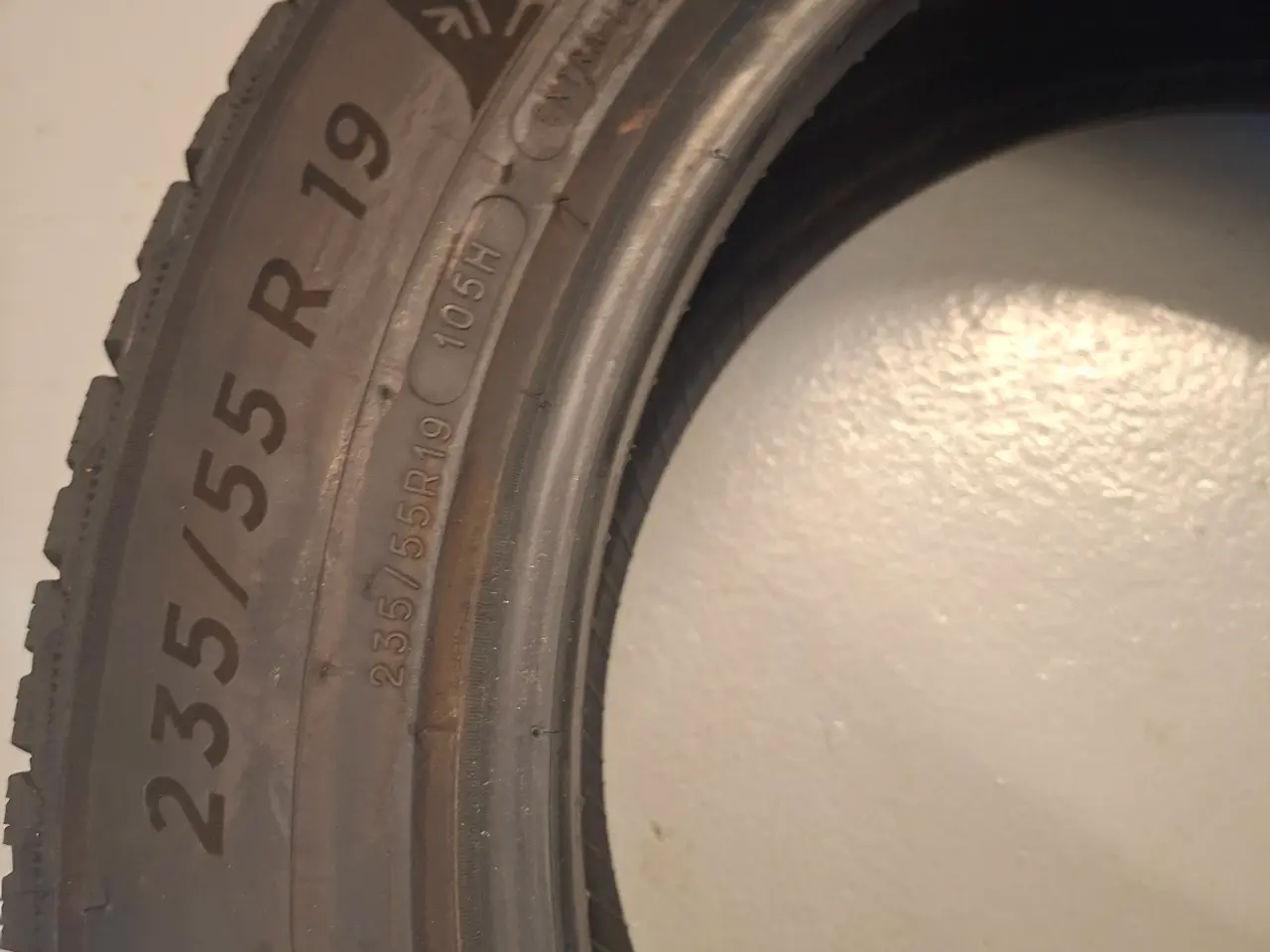 Billede 6 - Michelin vinterdæk 235/55/19 8 mm mønster