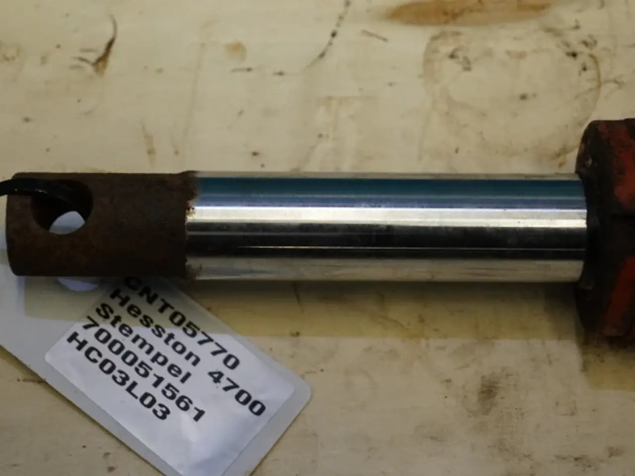 Billede 4 - Hesston 4700 Cylinder 700051561
