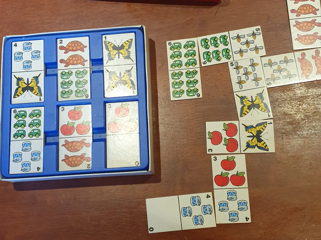 Billede 1 - Ældre Domino m. Alfabetet