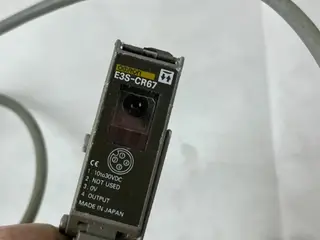 Omron E3S-CR67 Photoelectric Sensor 10-30VDC