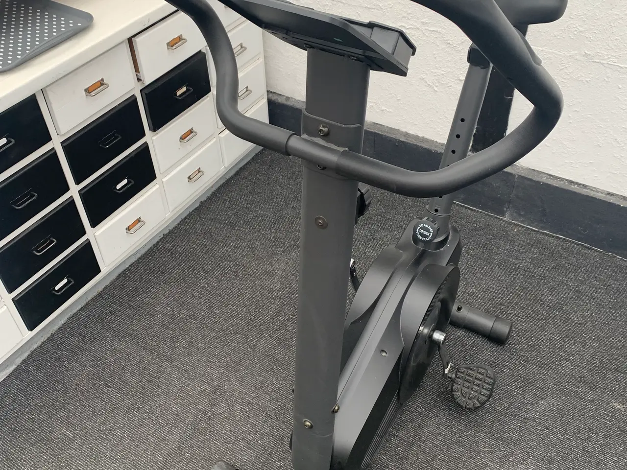 Billede 1 - Cykeltræner med elektronisk tavle.