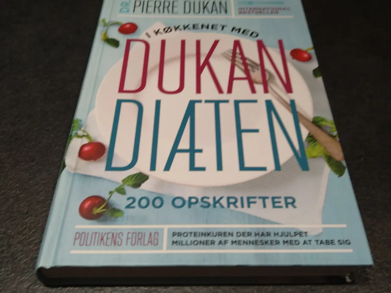 Billede 1 - Bogen "I køkkenet med Dukan diæten"