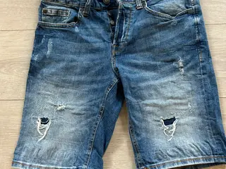 Only & Sons denimshorts – Str. W29 – Flot stand