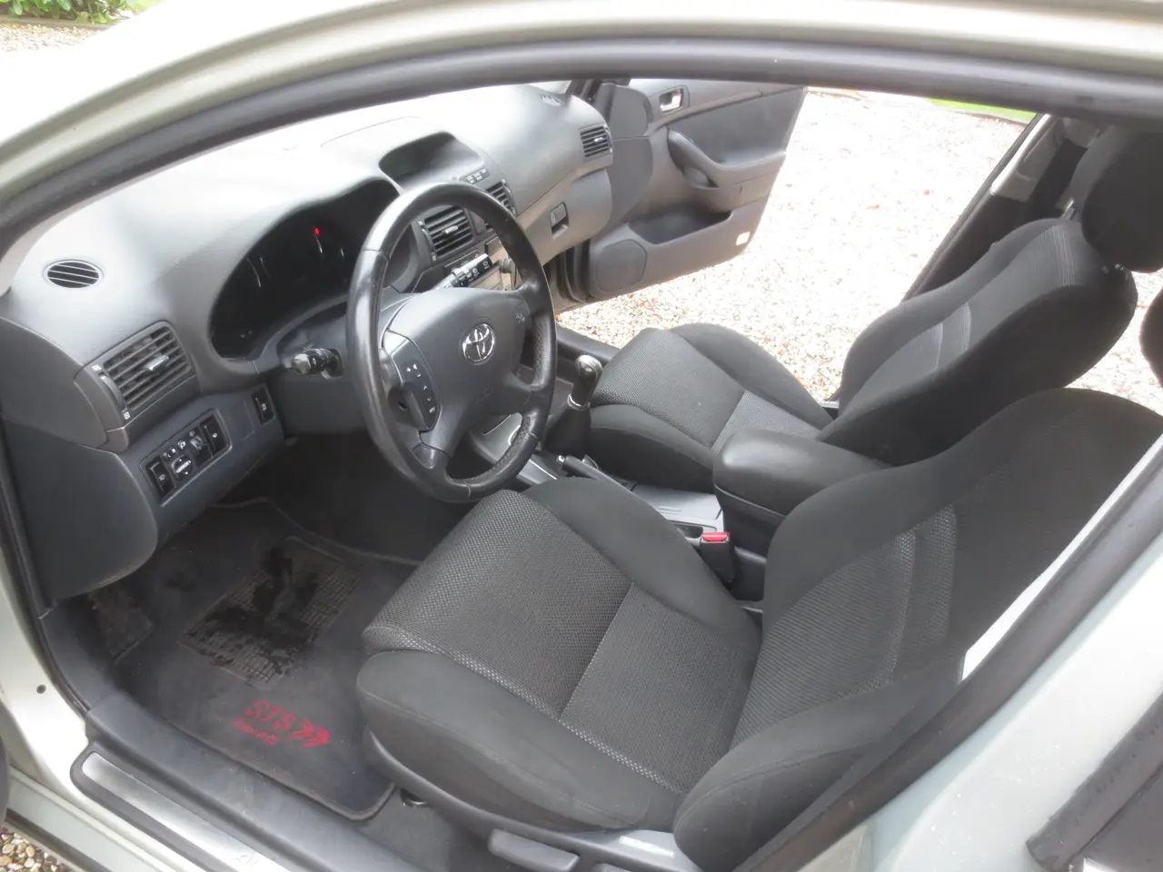 Billede 16 - Pæn Toyota Avensis 1.8 i Sol St,car