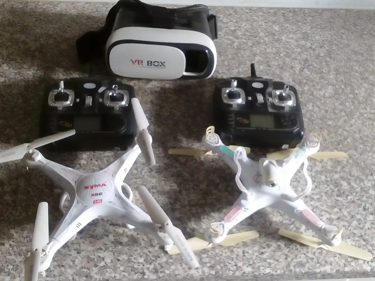 Billede 1 - 2 stk droner