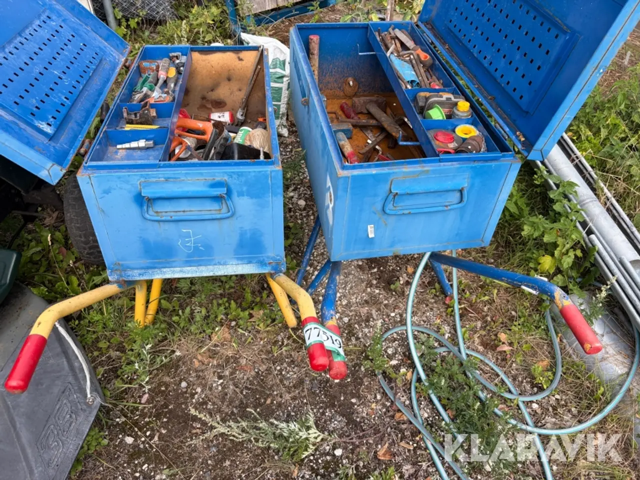 Billede 3 - To trillebøre med værktøj