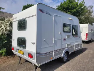 2012 SKADET fiks 370er..kun 800 kg..4 sovepladser