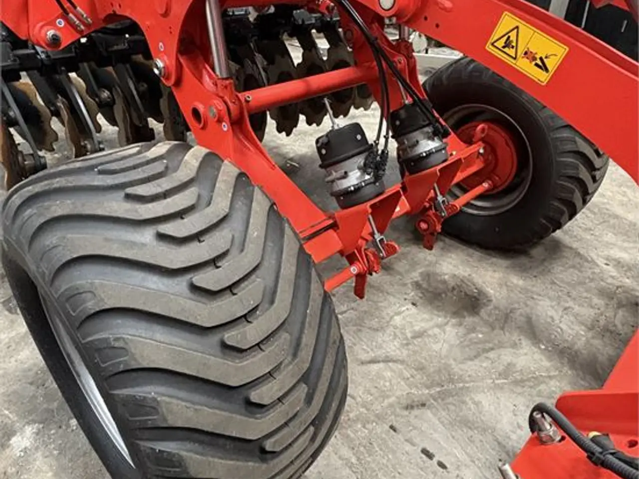 Billede 22 - Kuhn Optimer L6000 - Tallerkenharve - Only harvest 335 hektar
