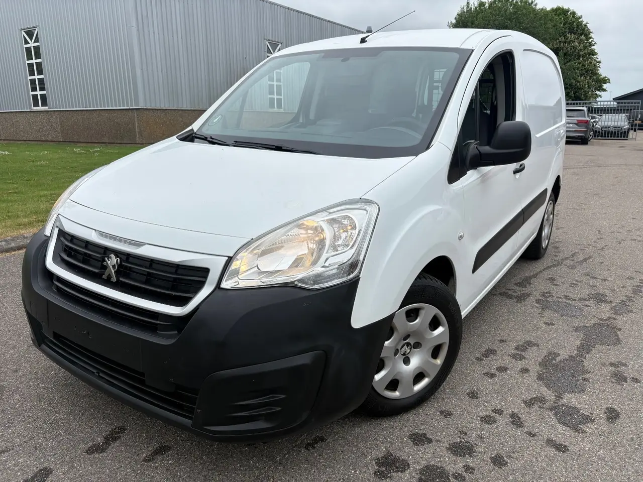 Billede 2 - Peugeot Partner 1,6 BlueHDi 100 L1 ESG Flex Van
