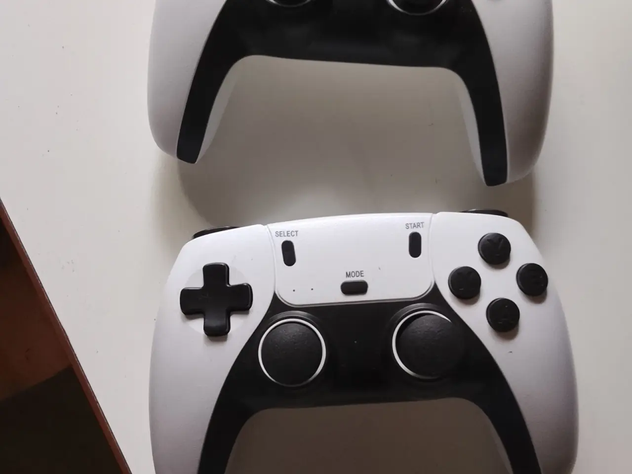 Billede 3 - Fladskärm med 4k game stick sälges