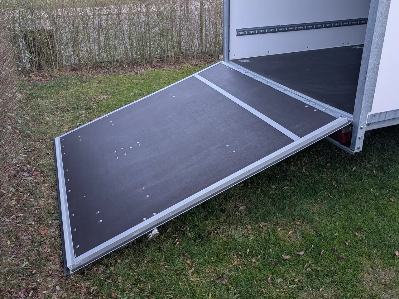 Billede 15 - Kæmpe 5 m lukket flyttetrailer rampe aerofront