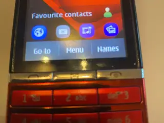 Retro original Nokia 300. MP 5,0. 3 GB