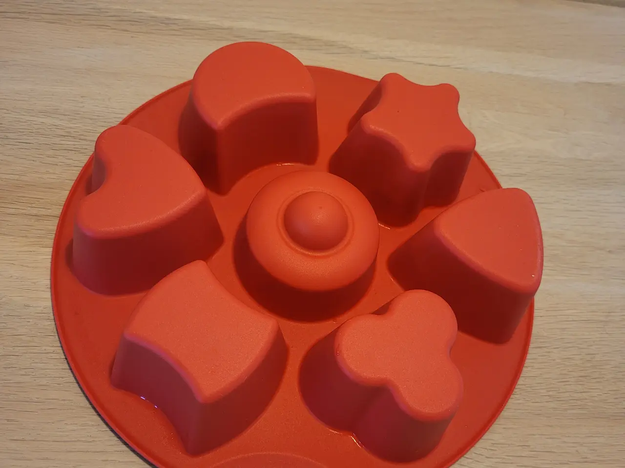 Billede 2 - Tupperware Muffins silikone form