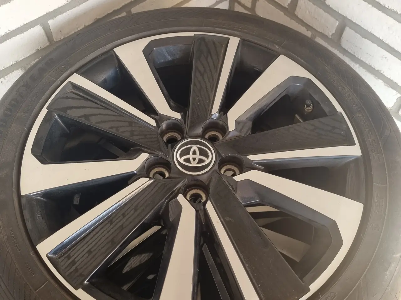 Billede 1 - 18" aluhjul Toyota