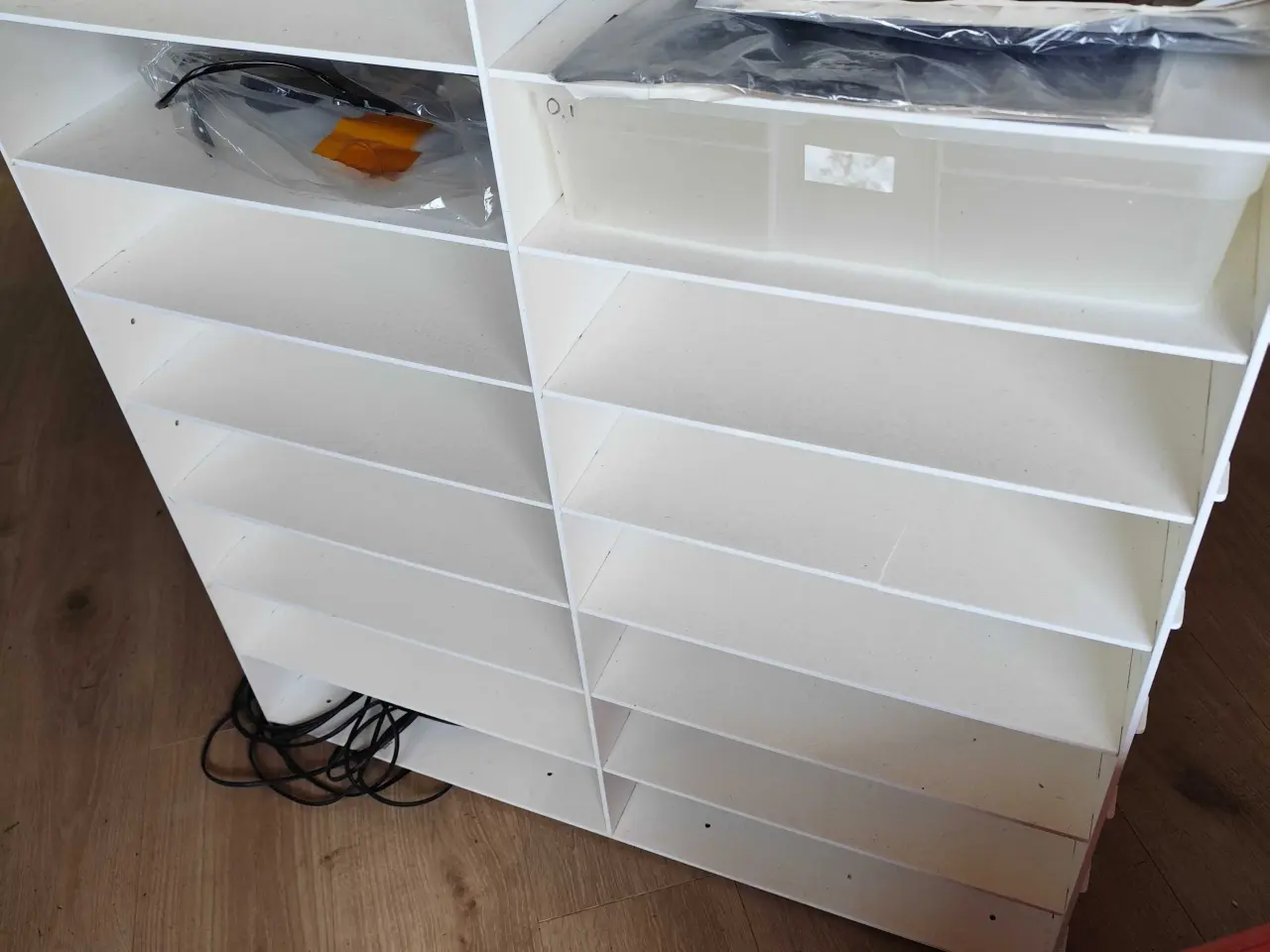Billede 1 - LP rack med 16 kasser 