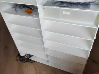 LP rack med 16 kasser 