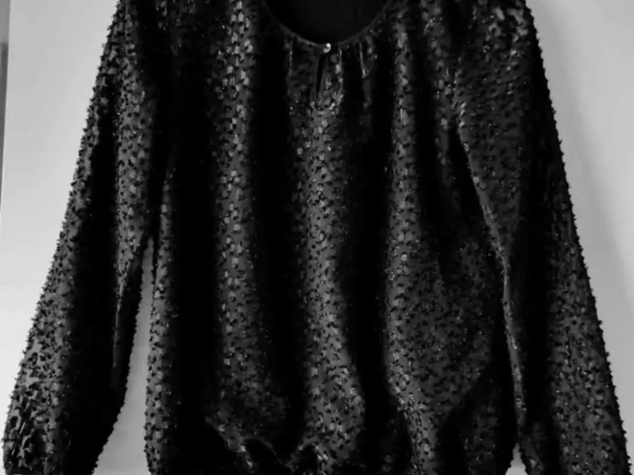 Billede 6 - Elegant sort paillet bluse fra Gerry Weber design 
