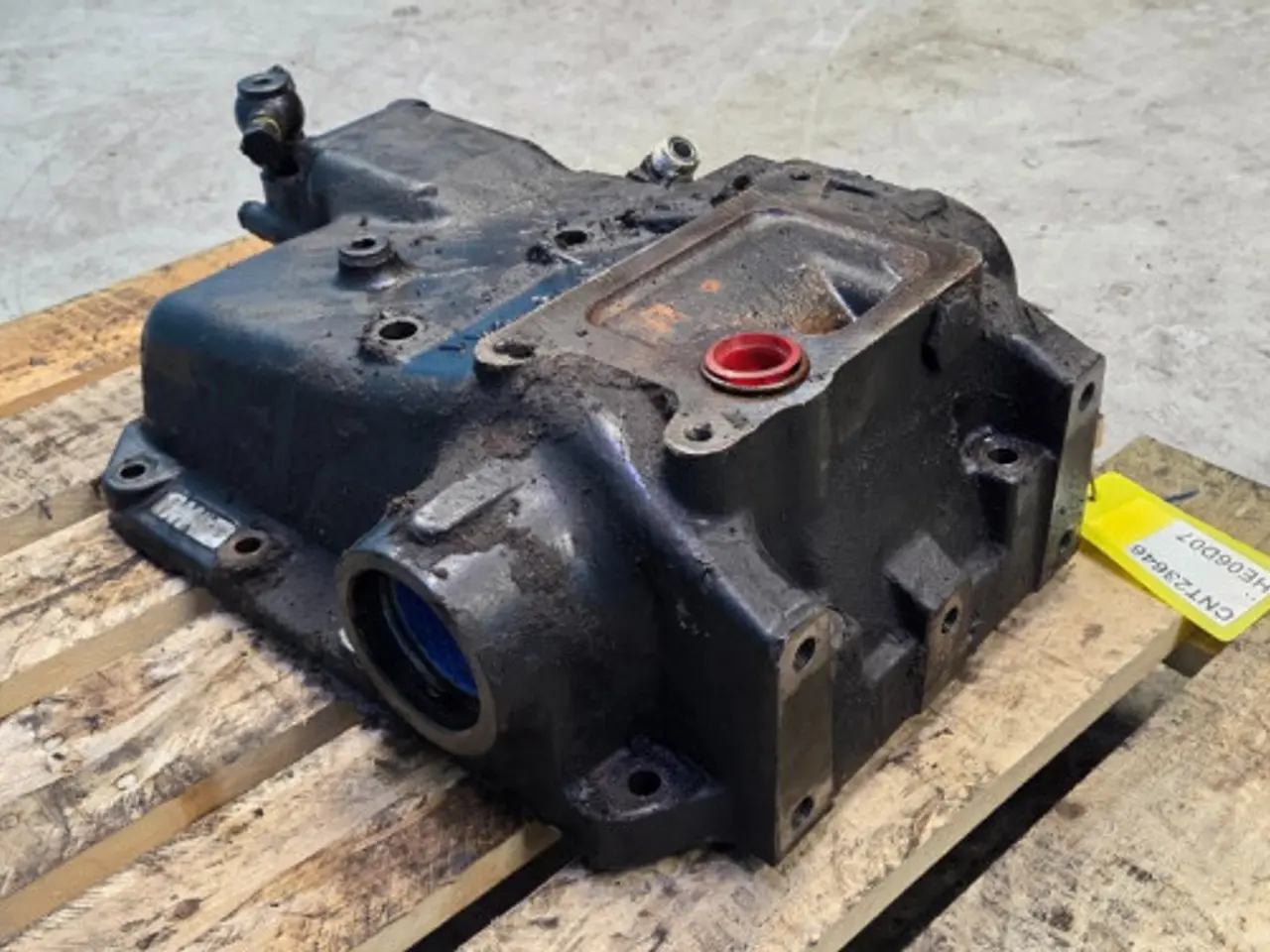 Billede 4 - New Holland T6030 Dæksel 47126510