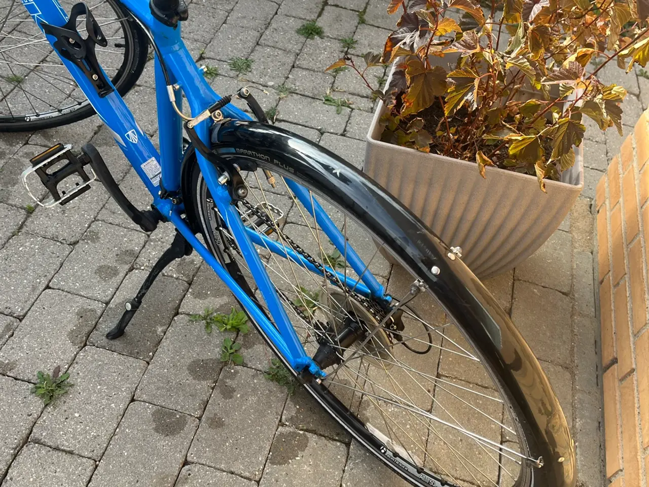 Billede 9 - Trek herrecykel “står som ny”