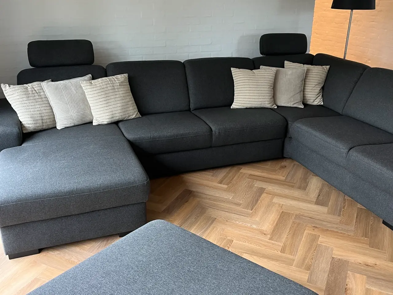 Billede 1 - Hjørnesofa med puf