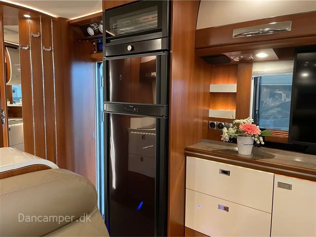 Billede 33 - 2025 - Carthago liner-for-two 53 L   Fabriksny luxuscamper