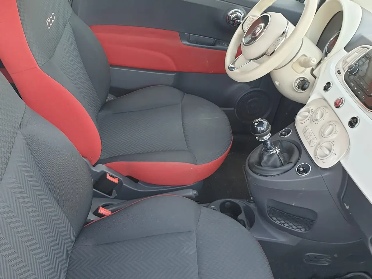 Billede 8 - Fiat 500   2016 Pæn og velholdt 1 EJERS  Grøn ejer