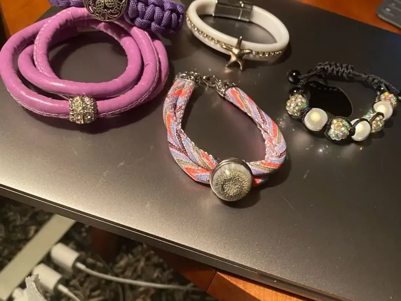 Billede 3 - Flotte armbånd